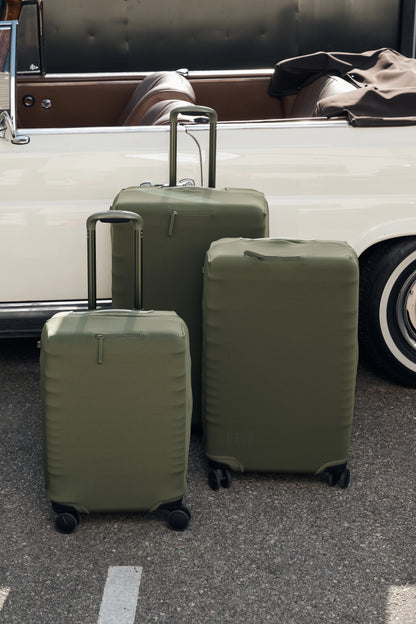 The Medium Check-In Luggage Cover in Olive